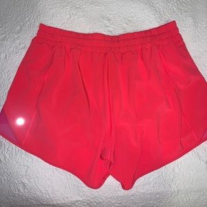 NEON PINK LULULEMON HOTTY HOT SHORTS